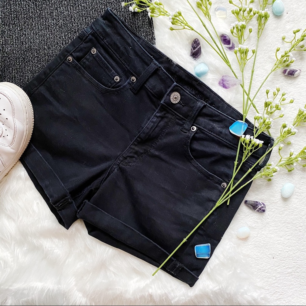 🌿Black Midi American Eagle Shorts🌿